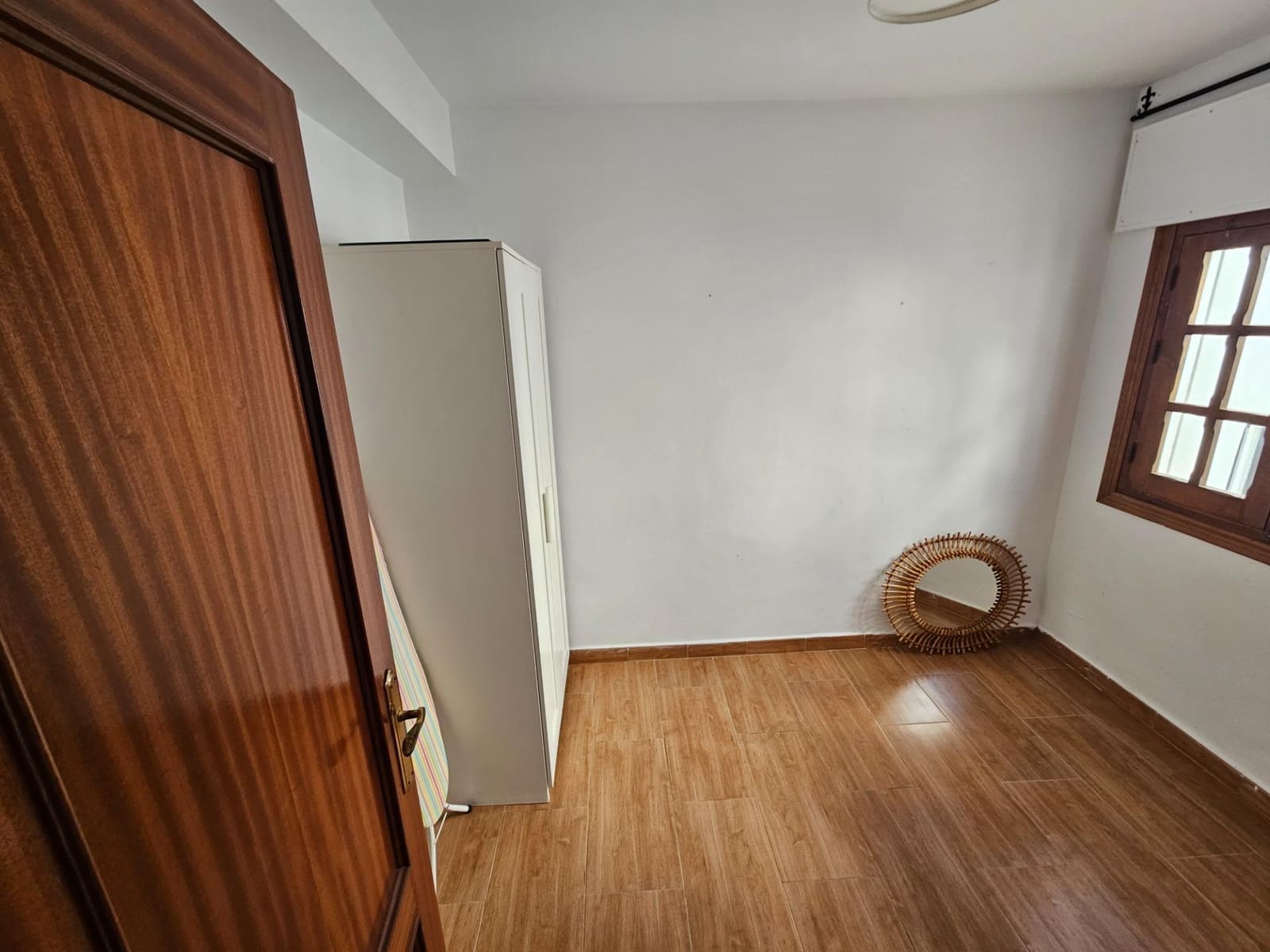 3 bedroom Flat for sale in Vejer de la Frontera - € 159,000 (Ref: 9508816)