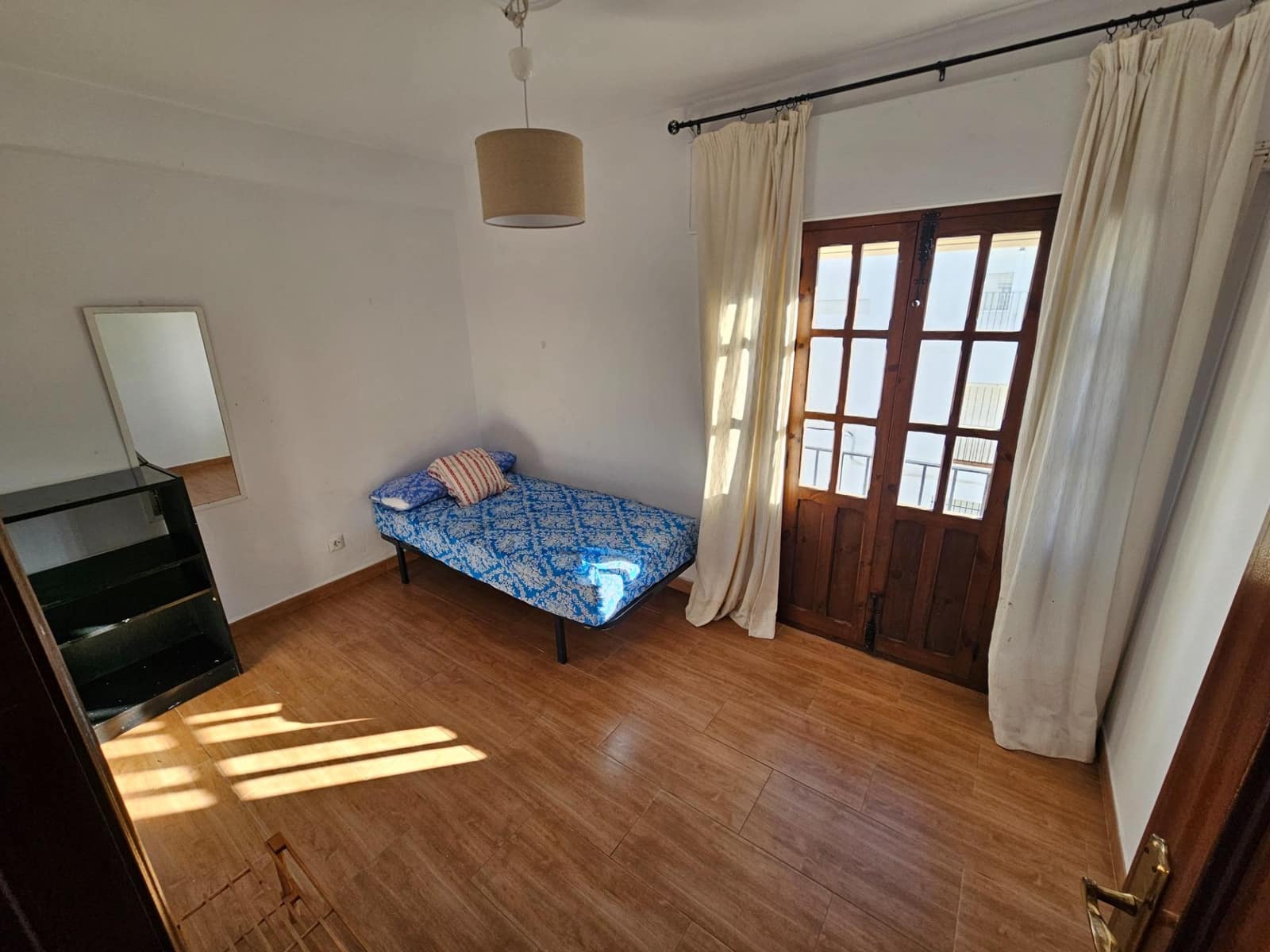 3 bedroom Flat for sale in Vejer de la Frontera - € 159,000 (Ref: 9508816)