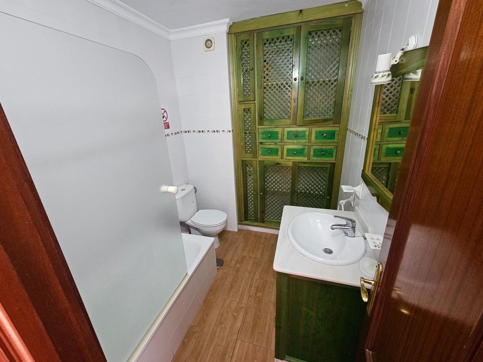 3 bedroom Flat for sale in Vejer de la Frontera - € 159,000 (Ref: 9508816)