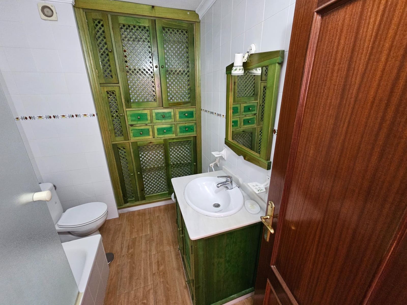 3 bedroom Flat for sale in Vejer de la Frontera - € 159,000 (Ref: 9508816)