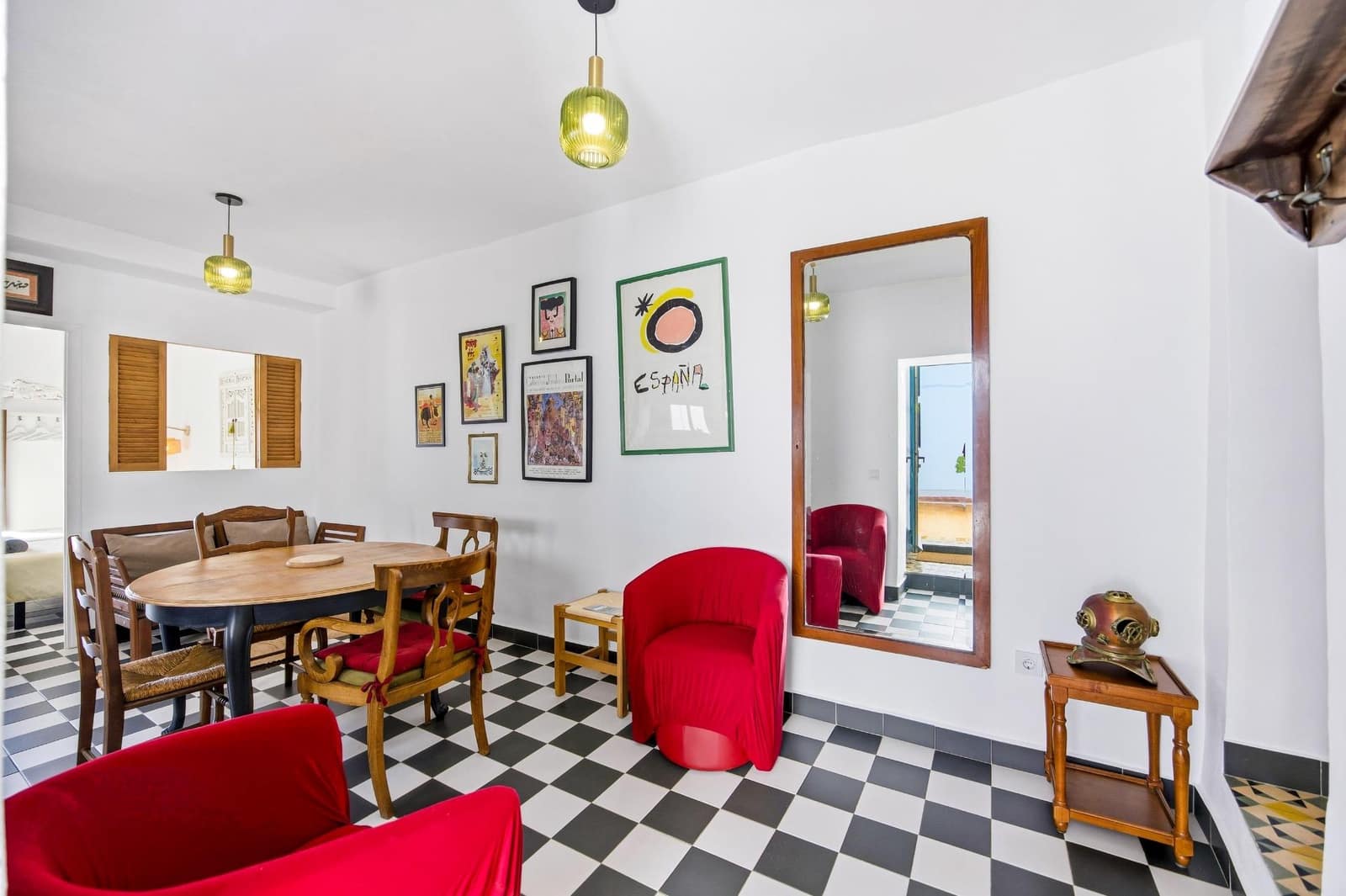 5 bedroom Apartment for sale in Vejer de la Frontera - € 370,000 (Ref: 9508817)