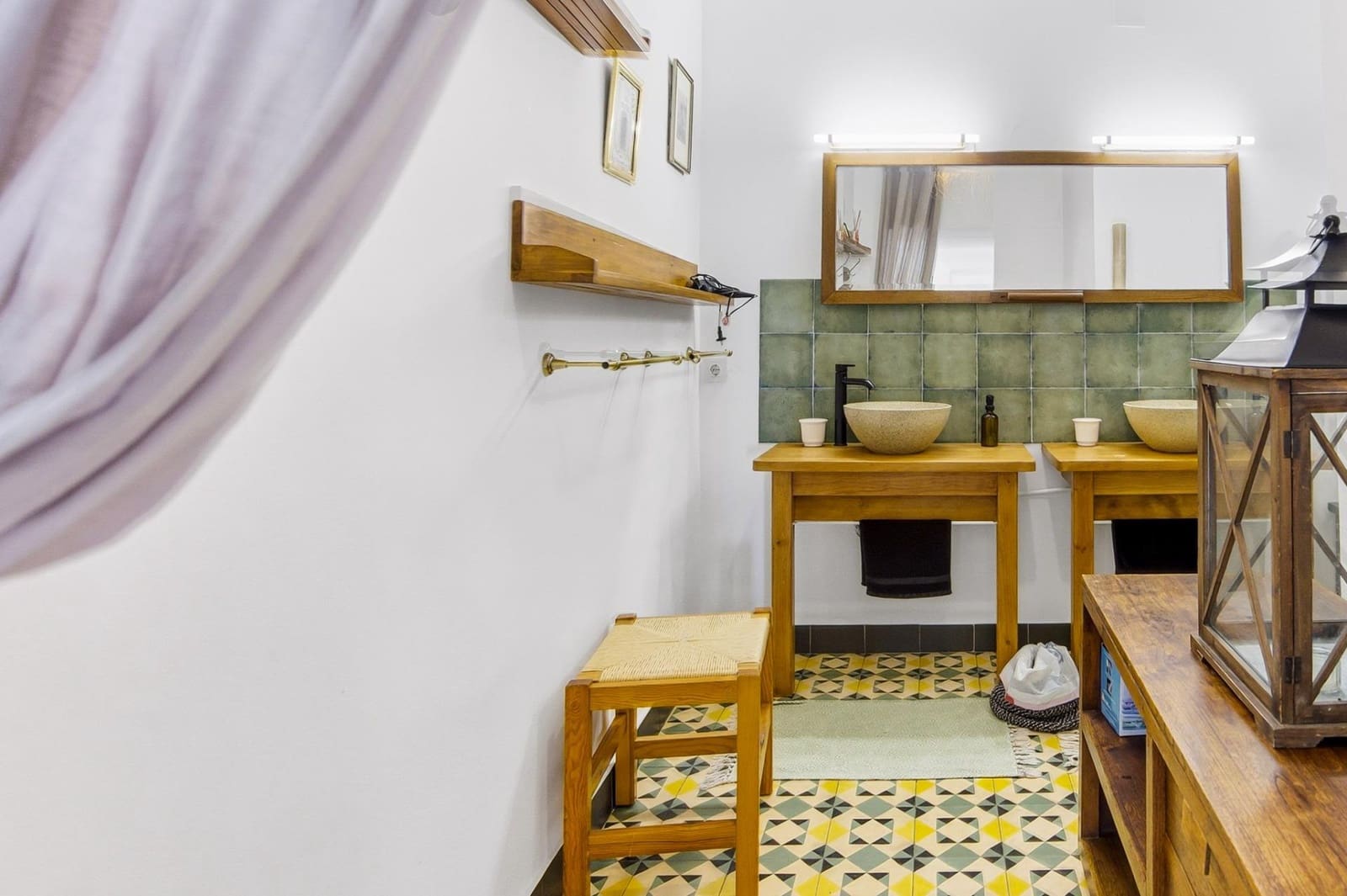 5 bedroom Apartment for sale in Vejer de la Frontera - € 370,000 (Ref: 9508817)