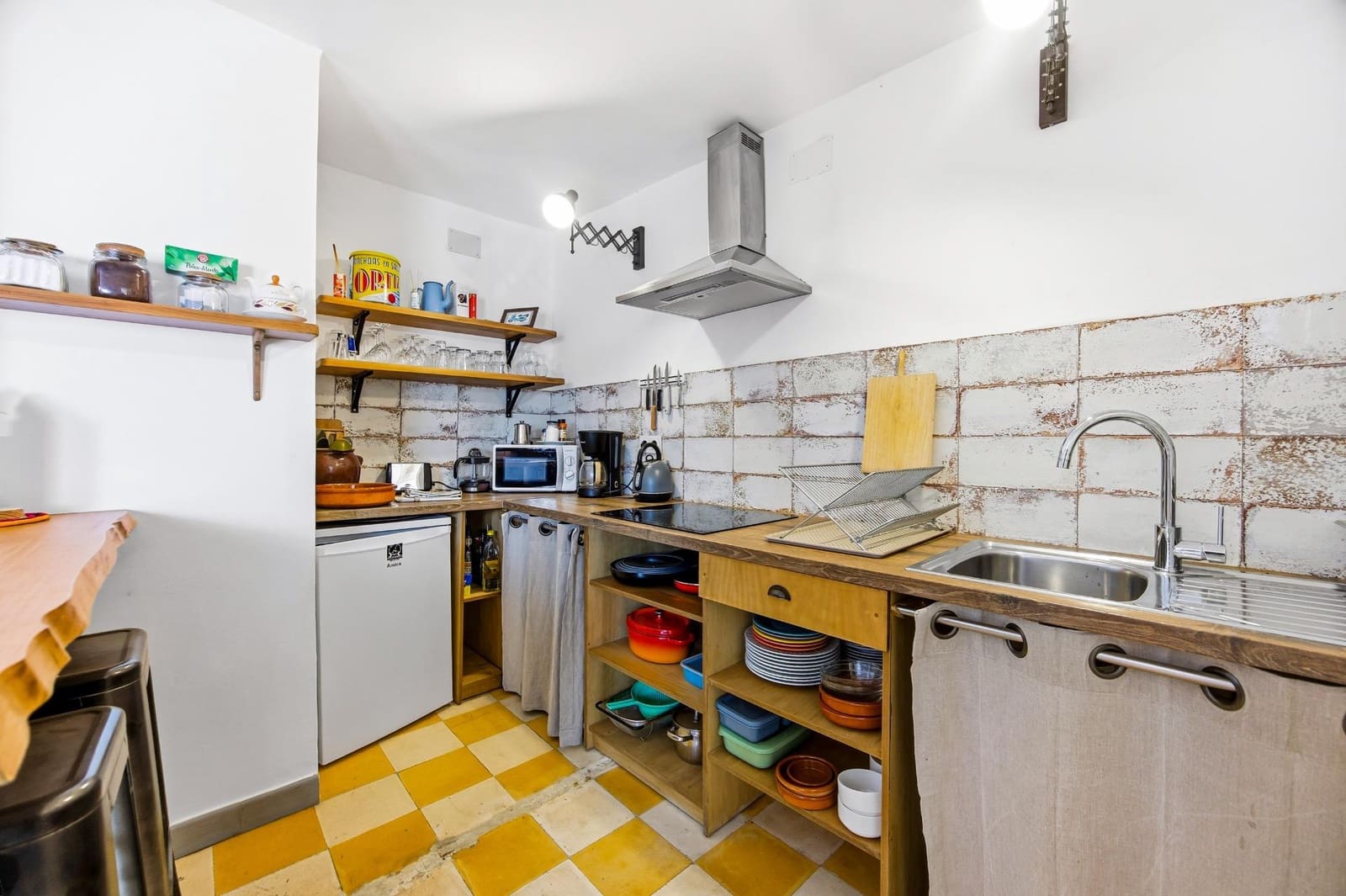 5 bedroom Apartment for sale in Vejer de la Frontera - € 370,000 (Ref: 9508817)