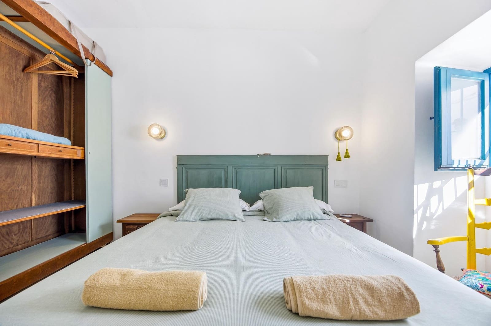 5 bedroom Apartment for sale in Vejer de la Frontera - € 370,000 (Ref: 9508817)