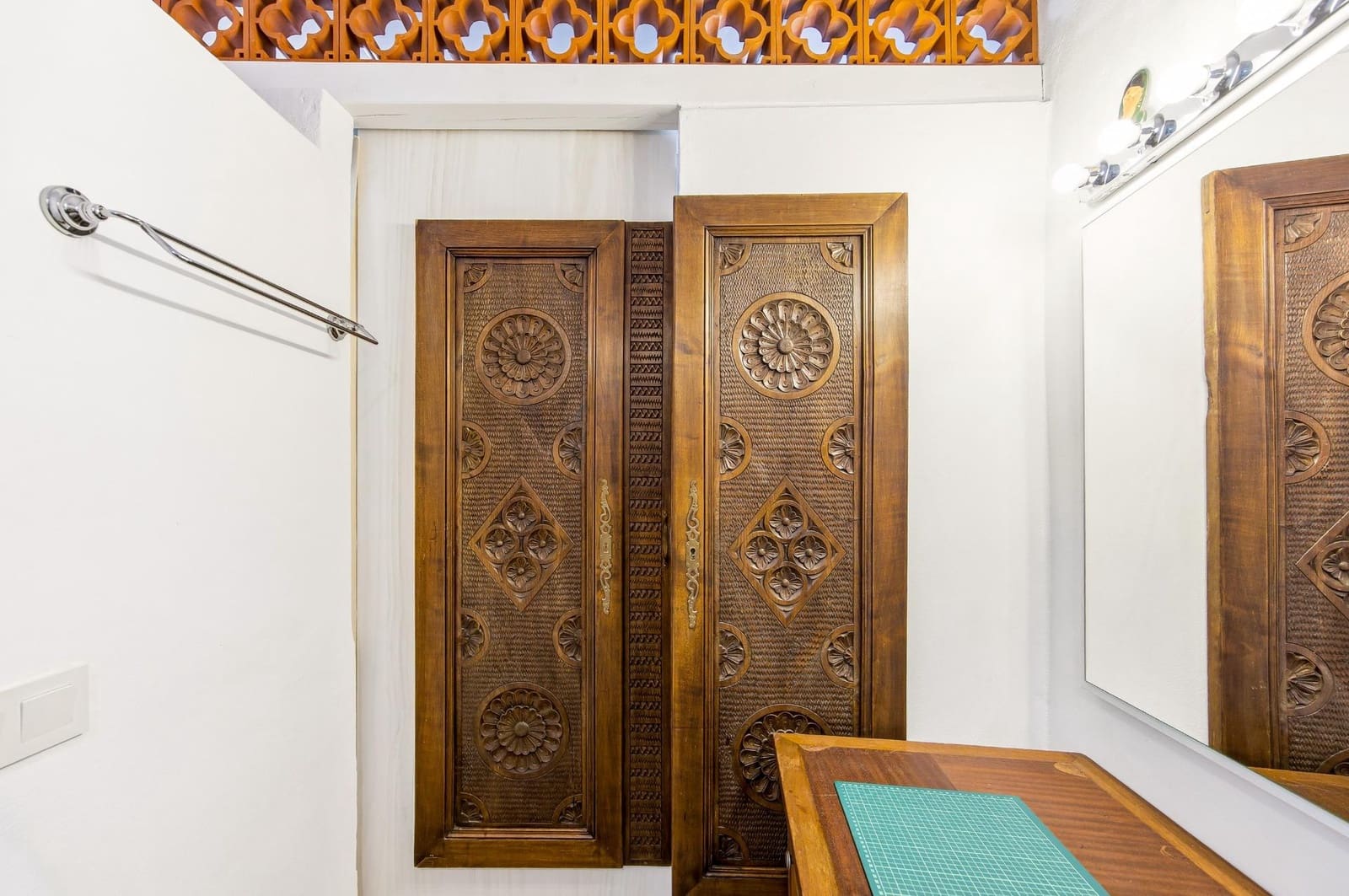 5 bedroom Apartment for sale in Vejer de la Frontera - € 370,000 (Ref: 9508817)