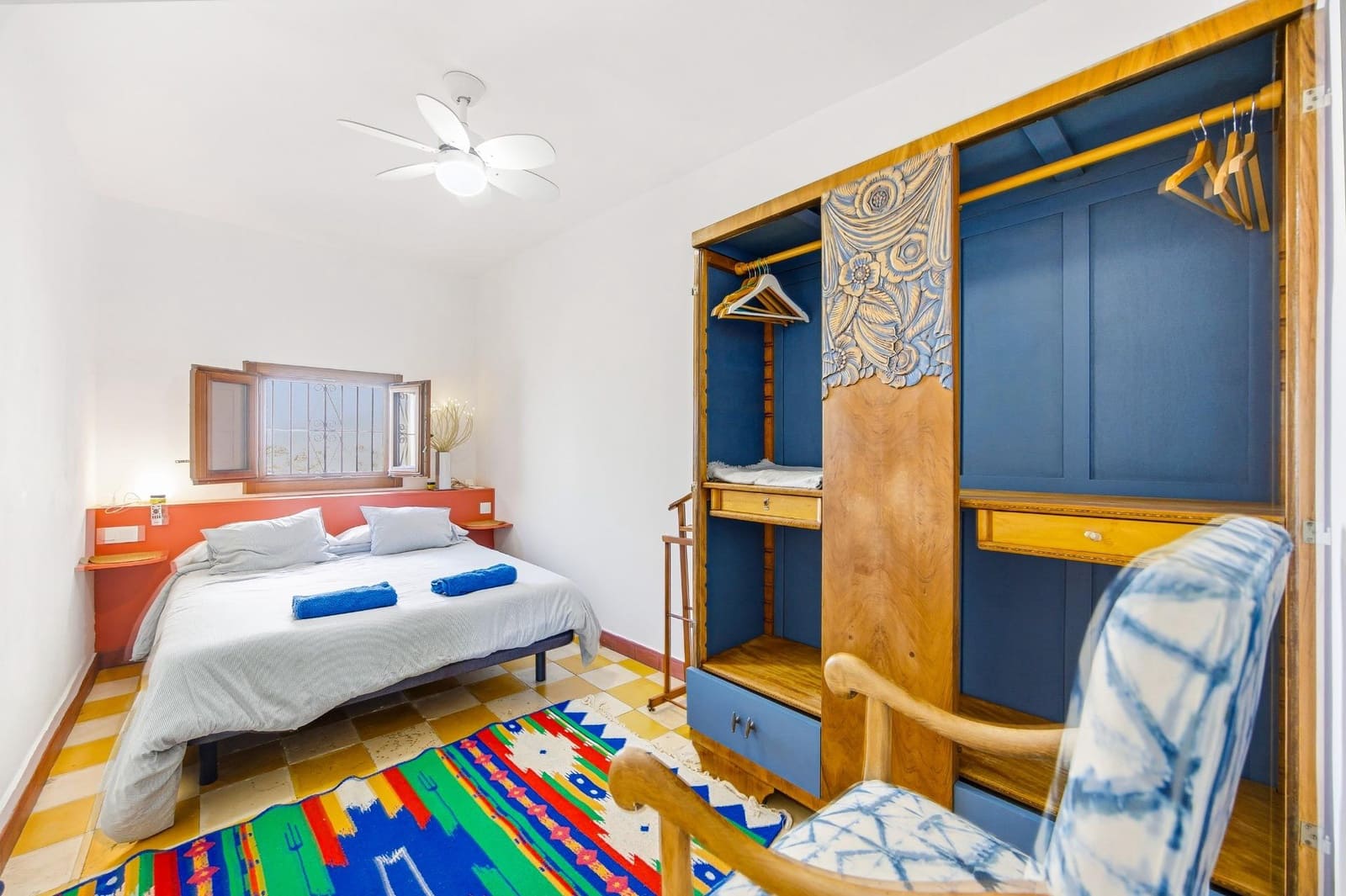 5 bedroom Apartment for sale in Vejer de la Frontera - € 370,000 (Ref: 9508817)