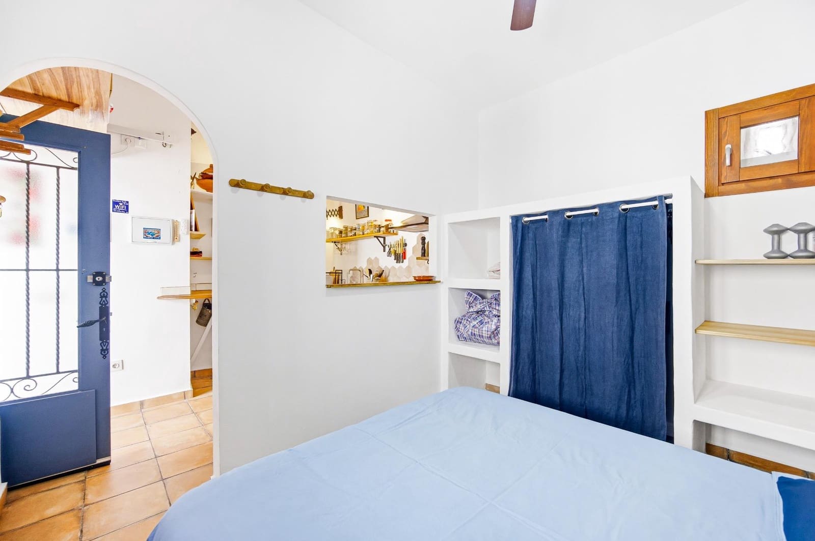 5 bedroom Apartment for sale in Vejer de la Frontera - € 370,000 (Ref: 9508817)