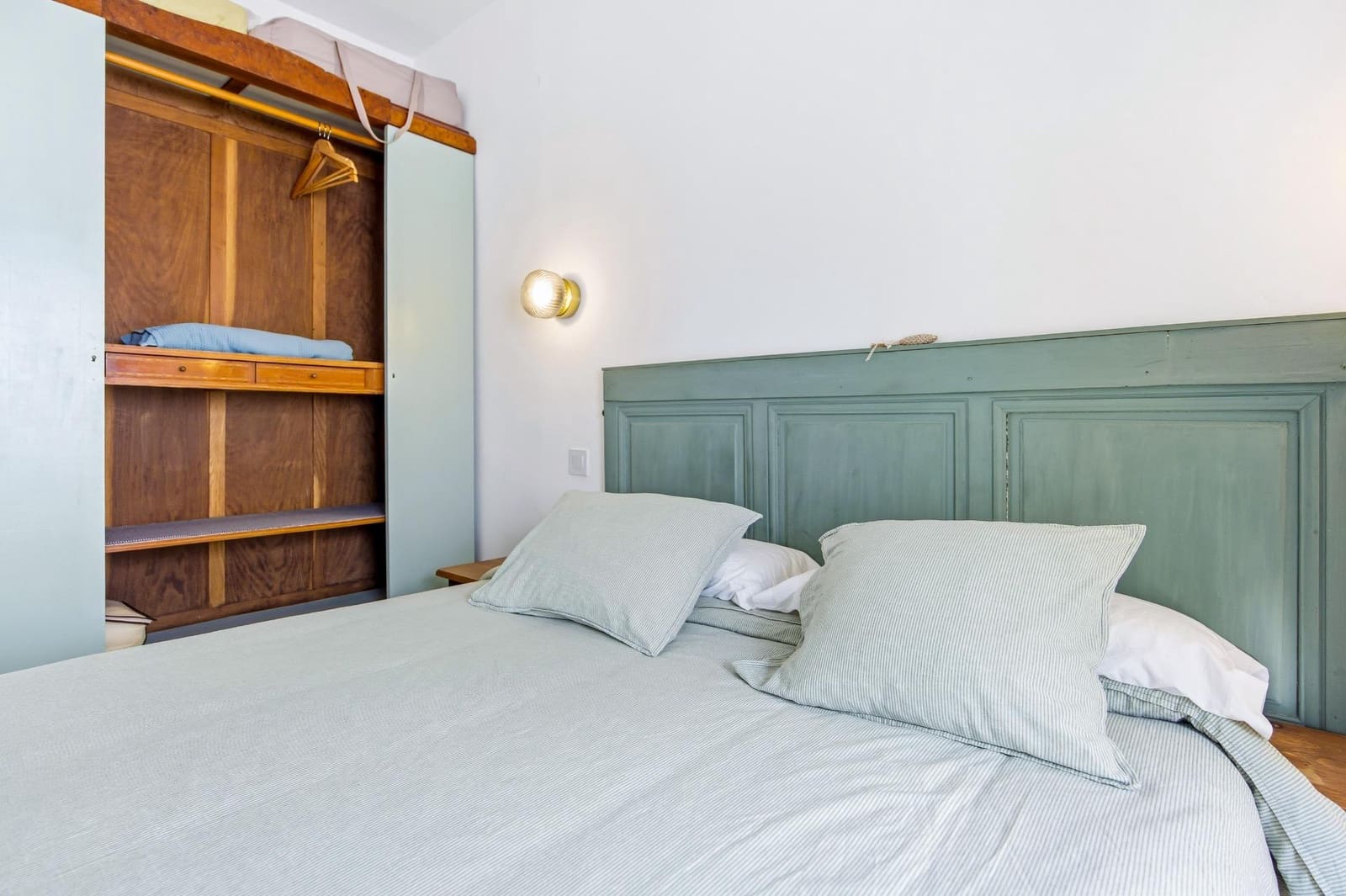 5 bedroom Apartment for sale in Vejer de la Frontera - € 370,000 (Ref: 9508817)