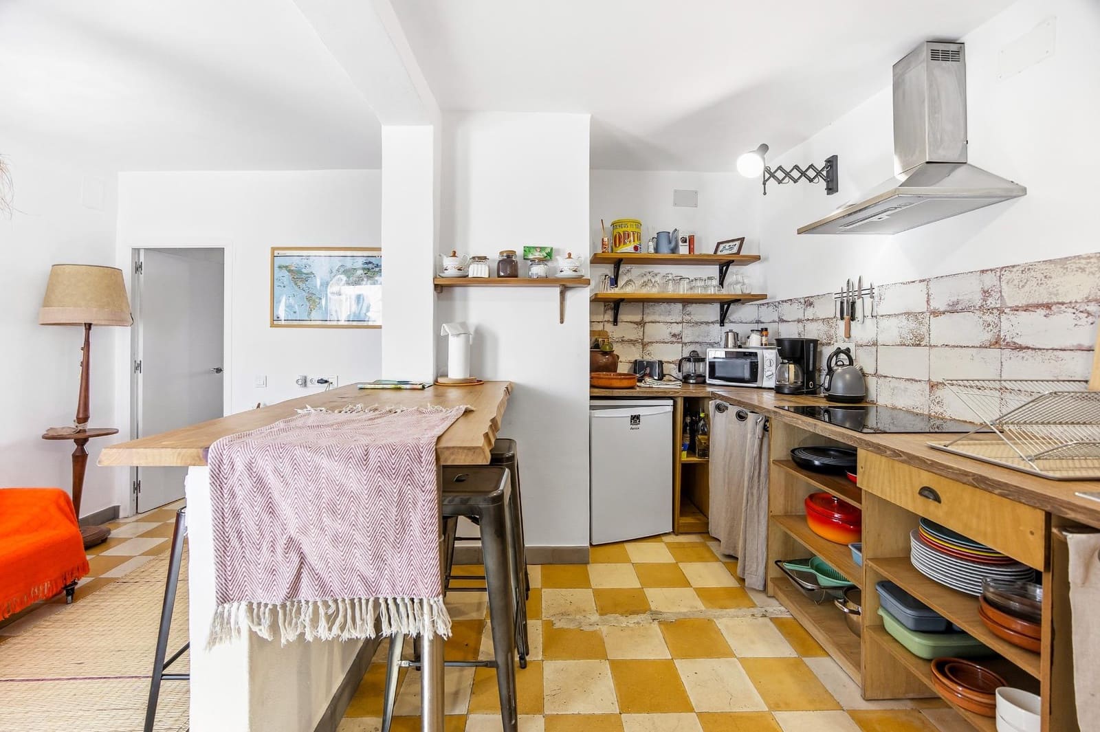 5 bedroom Apartment for sale in Vejer de la Frontera - € 370,000 (Ref: 9508817)