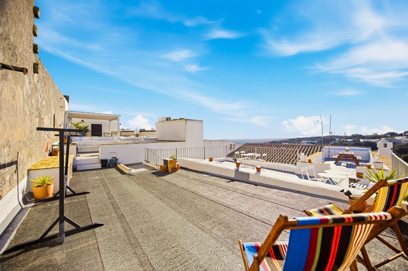 5 bedroom Apartment for sale in Vejer de la Frontera - € 370,000 (Ref: 9508817)