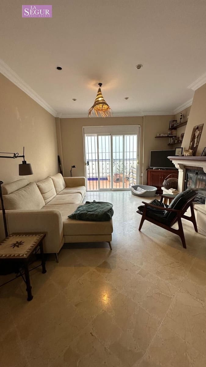 4 Zimmer Villa zu verkaufen in Conil de la Frontera mit Garage - 540.000 € (Ref: 9520820)