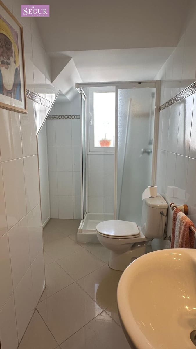 4 Zimmer Villa zu verkaufen in Conil de la Frontera mit Garage - 540.000 € (Ref: 9520820)