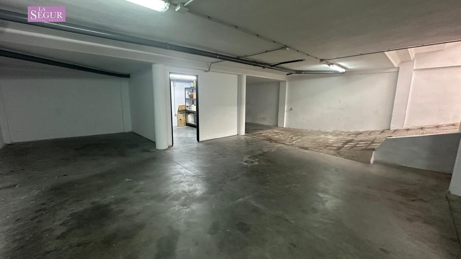 4 Zimmer Villa zu verkaufen in Conil de la Frontera mit Garage - 540.000 € (Ref: 9520820)