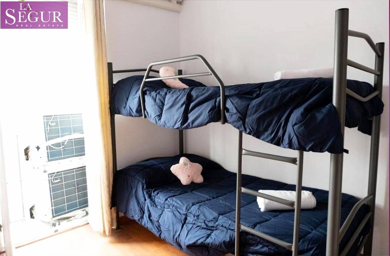 2 makuuhuone Asunto myytävänä paikassa Cadiz kaupunki - 238 000 € (Ref: 9533651)