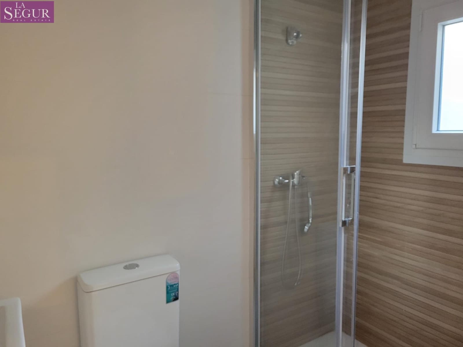 2 makuuhuone Asunto myytävänä paikassa Cadiz kaupunki - 260 000 € (Ref: 9533652)