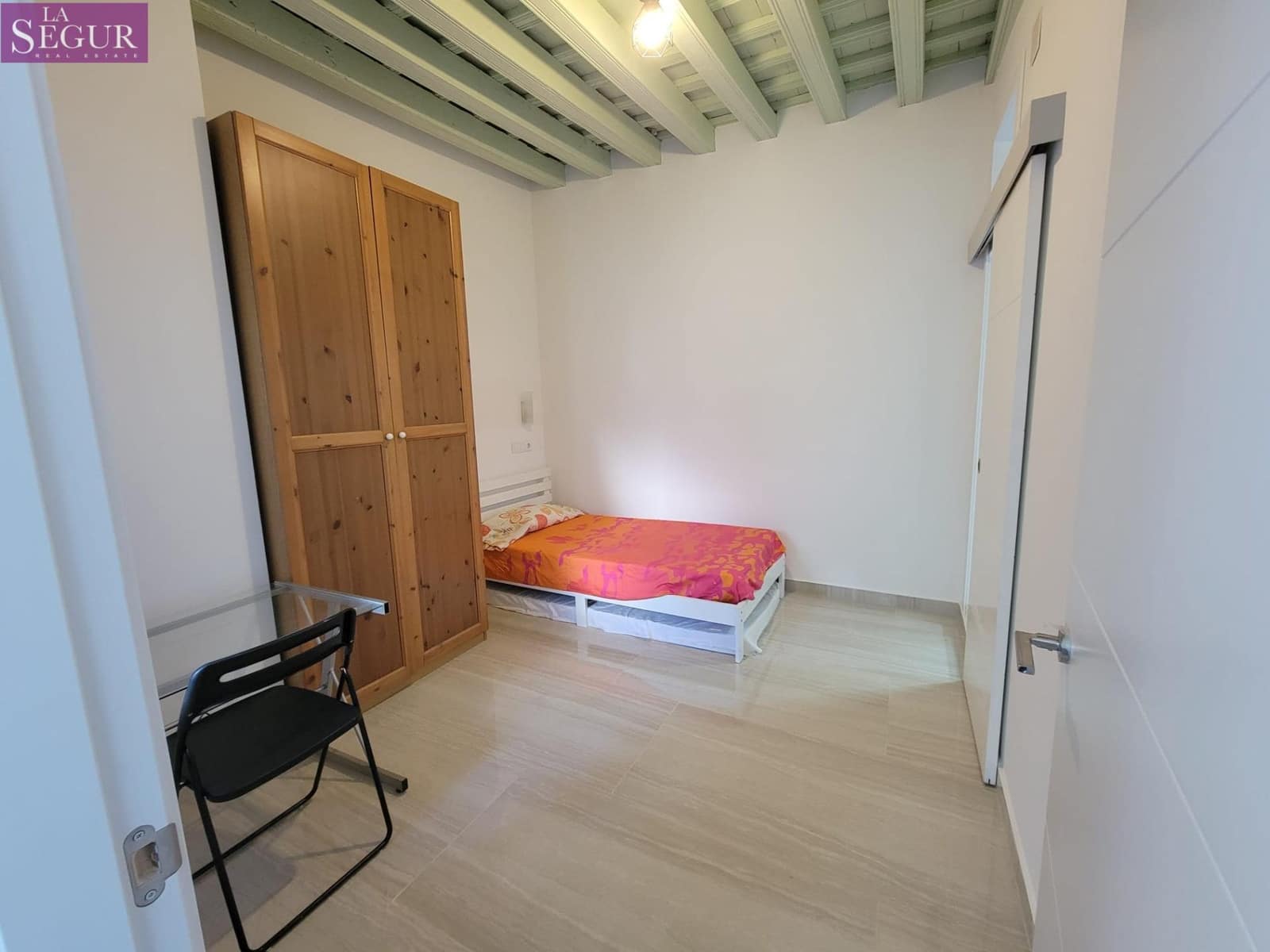 2 makuuhuone Asunto myytävänä paikassa Cadiz kaupunki - 260 000 € (Ref: 9533652)