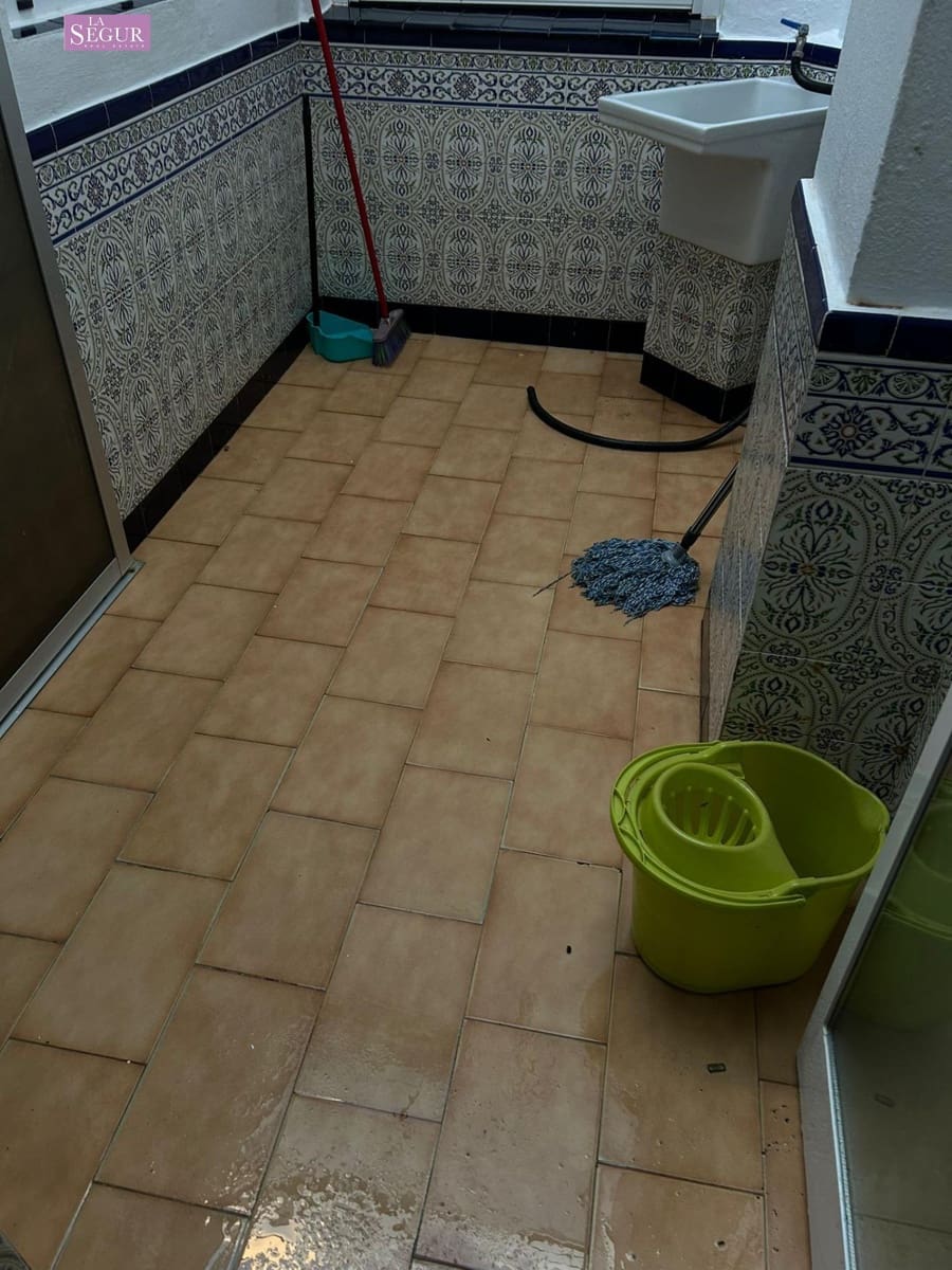 4 makuuhuone Asunto myytävänä paikassa Conil de la Frontera - 300 500 € (Ref: 9533653)