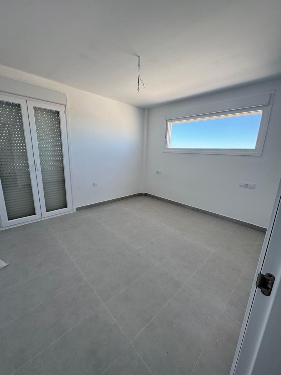 2 makuuhuone Huoneisto myytävänä paikassa Medina-Sidonia mukana 
autotalli - 245 000 € (Ref: 9536280)