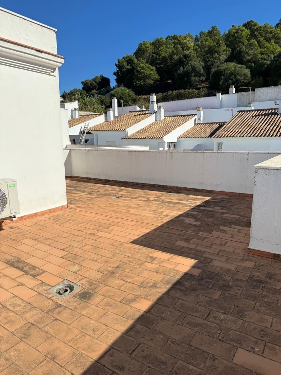 2 makuuhuone Huoneisto myytävänä paikassa Medina-Sidonia mukana 
autotalli - 245 000 € (Ref: 9536280)