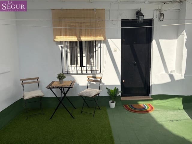 Studio til salgs i Cádiz by - € 114 000 (Ref: 9541038)