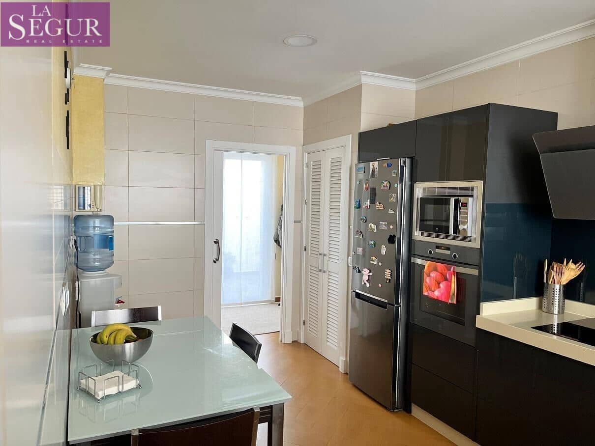 4 makuuhuone Huoneisto myytävänä paikassa Vejer de la Frontera mukana 
autotalli - 500 000 € (Ref: 9555665)