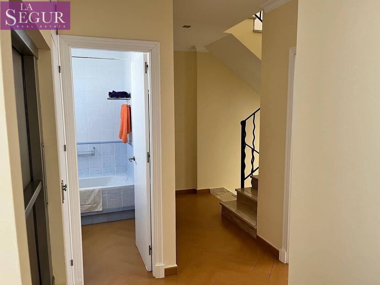 4 makuuhuone Huoneisto myytävänä paikassa Vejer de la Frontera mukana 
autotalli - 500 000 € (Ref: 9555665)