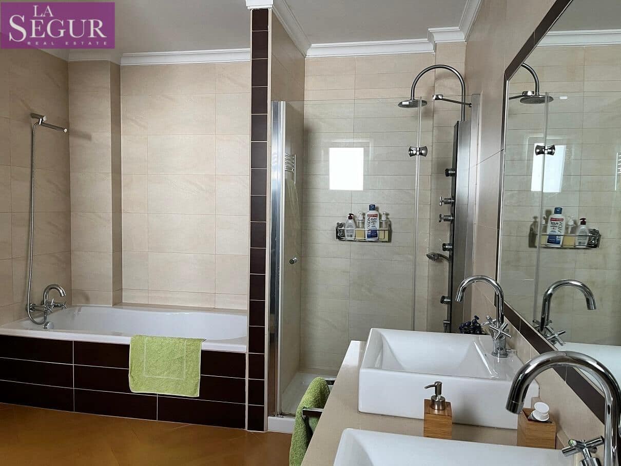 4 makuuhuone Huoneisto myytävänä paikassa Vejer de la Frontera mukana 
autotalli - 500 000 € (Ref: 9555665)