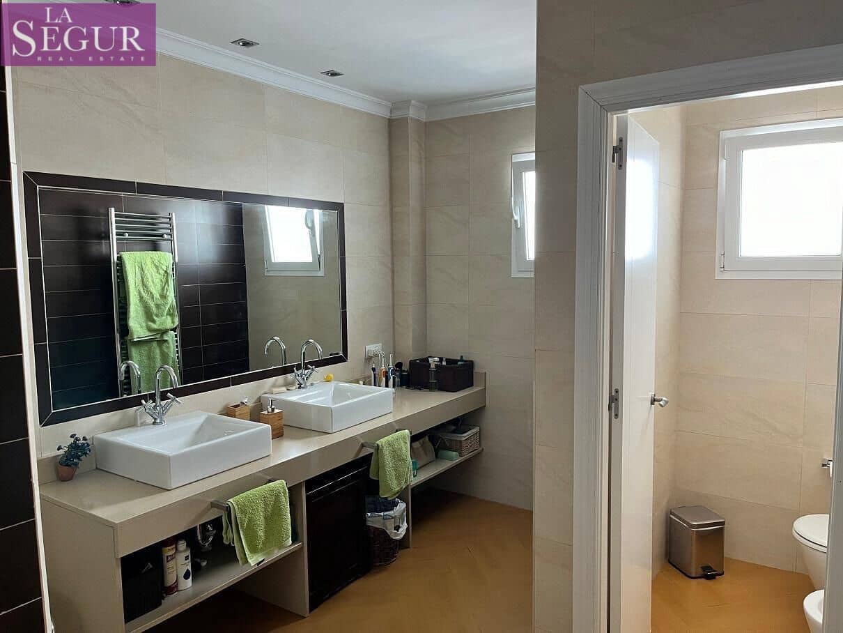 4 makuuhuone Huoneisto myytävänä paikassa Vejer de la Frontera mukana 
autotalli - 500 000 € (Ref: 9555665)