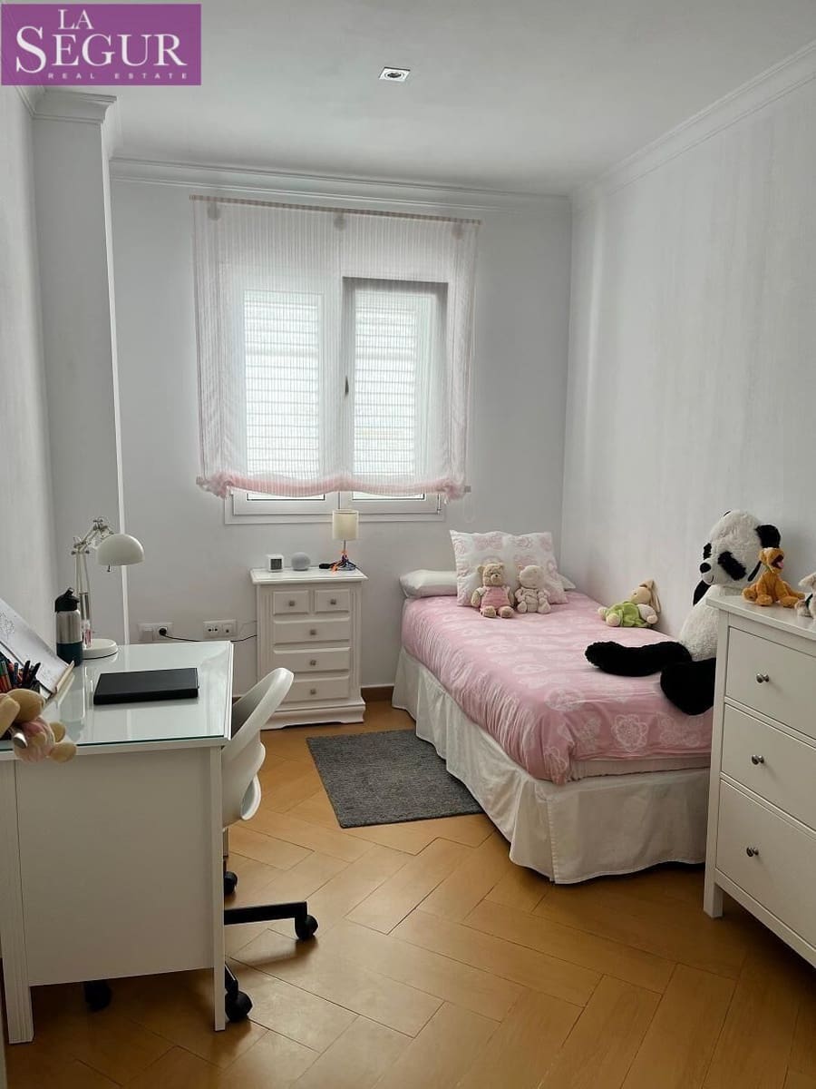 4 makuuhuone Huoneisto myytävänä paikassa Vejer de la Frontera mukana 
autotalli - 500 000 € (Ref: 9555665)