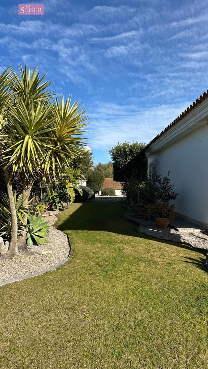 6 sypialnia Finka/Dom wiejski na sprzedaż w Los Canos de Meca z garażem - 2 800 000 € (Ref: 9561717)