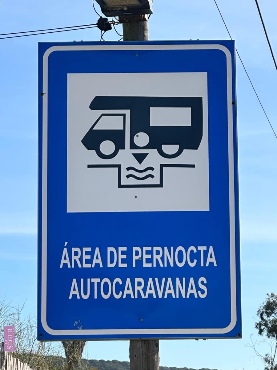 6 sypialnia Finka/Dom wiejski na sprzedaż w Los Canos de Meca z garażem - 2 800 000 € (Ref: 9561717)