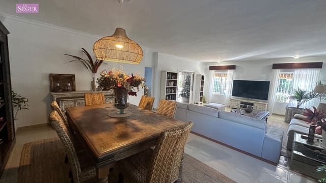 6 soverom Finca/Herregård til salgs i Los Caños de Meca, Barbate med garasje - € 2 800 000 (Ref: 9561717)