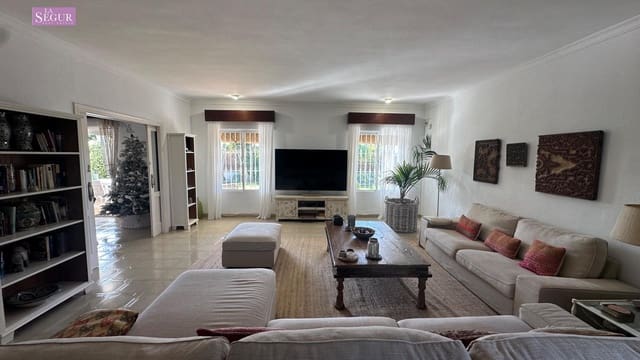 6 soverom Finca/Herregård til salgs i Los Caños de Meca, Barbate med garasje - € 2 800 000 (Ref: 9561717)