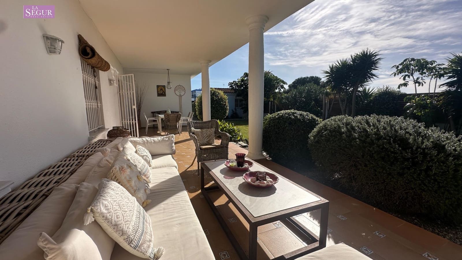 6 sypialnia Finka/Dom wiejski na sprzedaż w Los Canos de Meca z garażem - 2 800 000 € (Ref: 9561717)