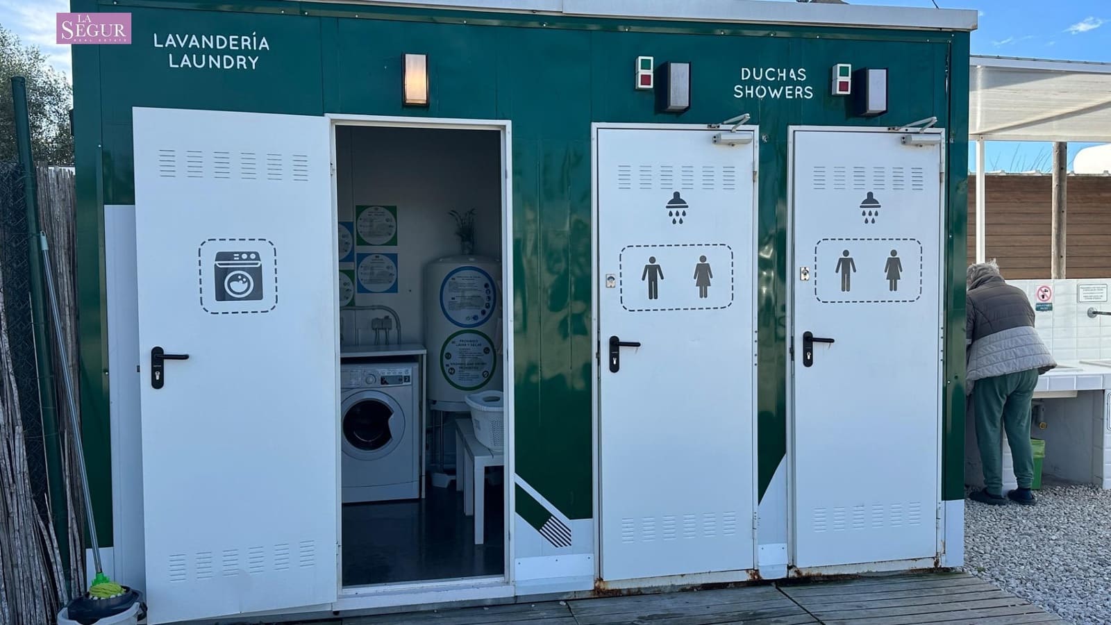 6 sypialnia Finka/Dom wiejski na sprzedaż w Los Canos de Meca z garażem - 2 800 000 € (Ref: 9561717)