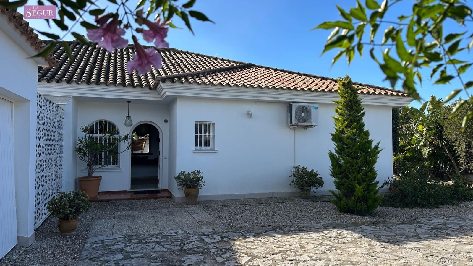 6 sypialnia Finka/Dom wiejski na sprzedaż w Los Canos de Meca z garażem - 2 800 000 € (Ref: 9561717)