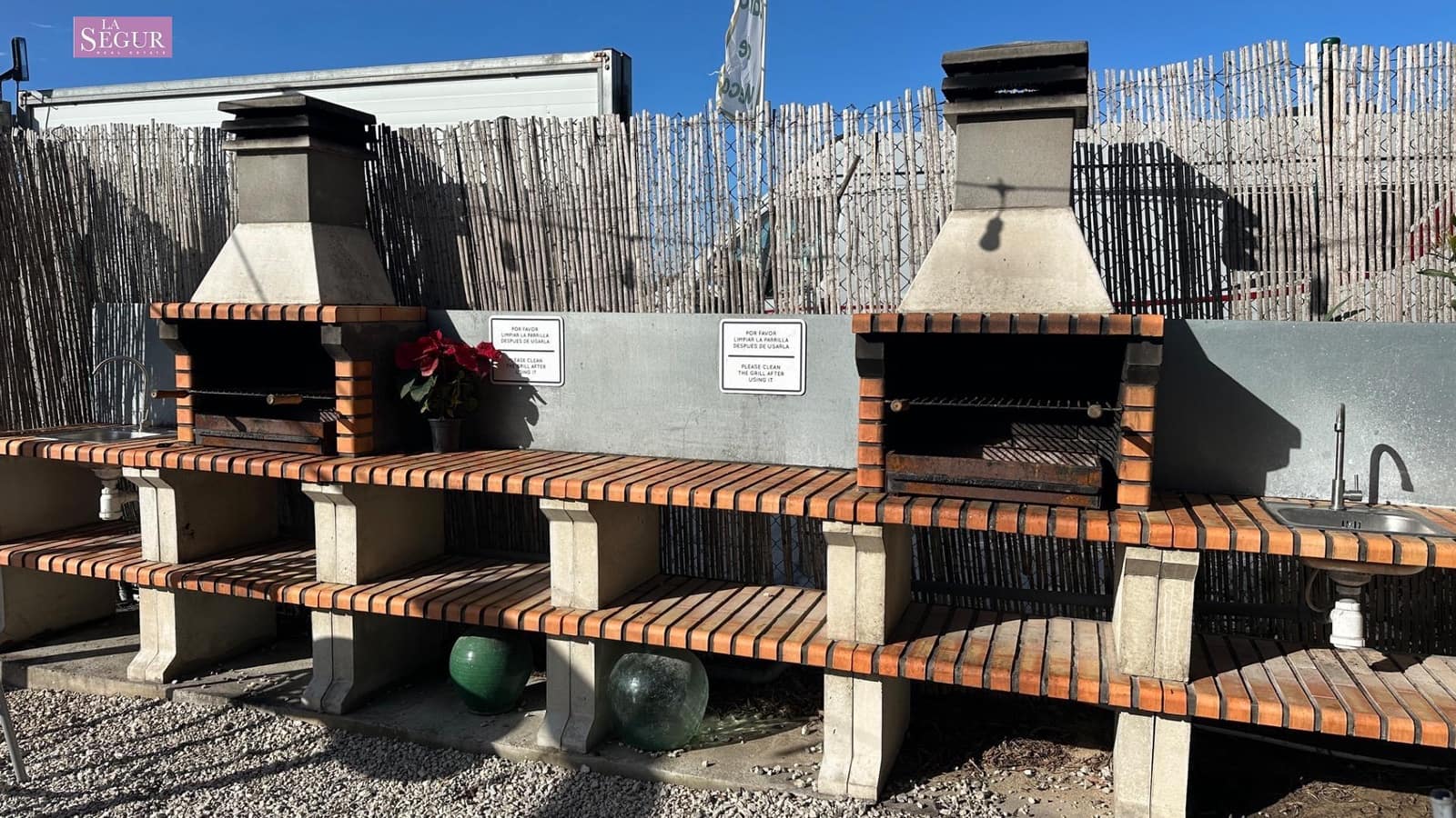 6 sypialnia Finka/Dom wiejski na sprzedaż w Los Canos de Meca z garażem - 2 800 000 € (Ref: 9561717)