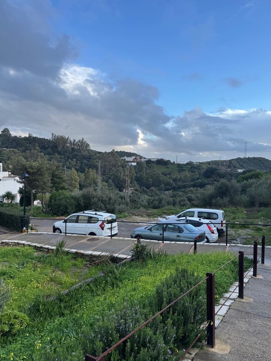 2 bedroom Flat for sale in Alcala de los Gazules - € 110,000 (Ref: 9591195)