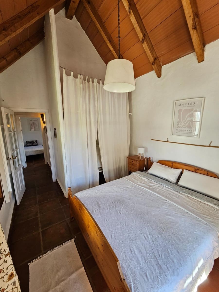 4 bedroom Villa for sale in Zahora - € 650,000 (Ref: 9591196)