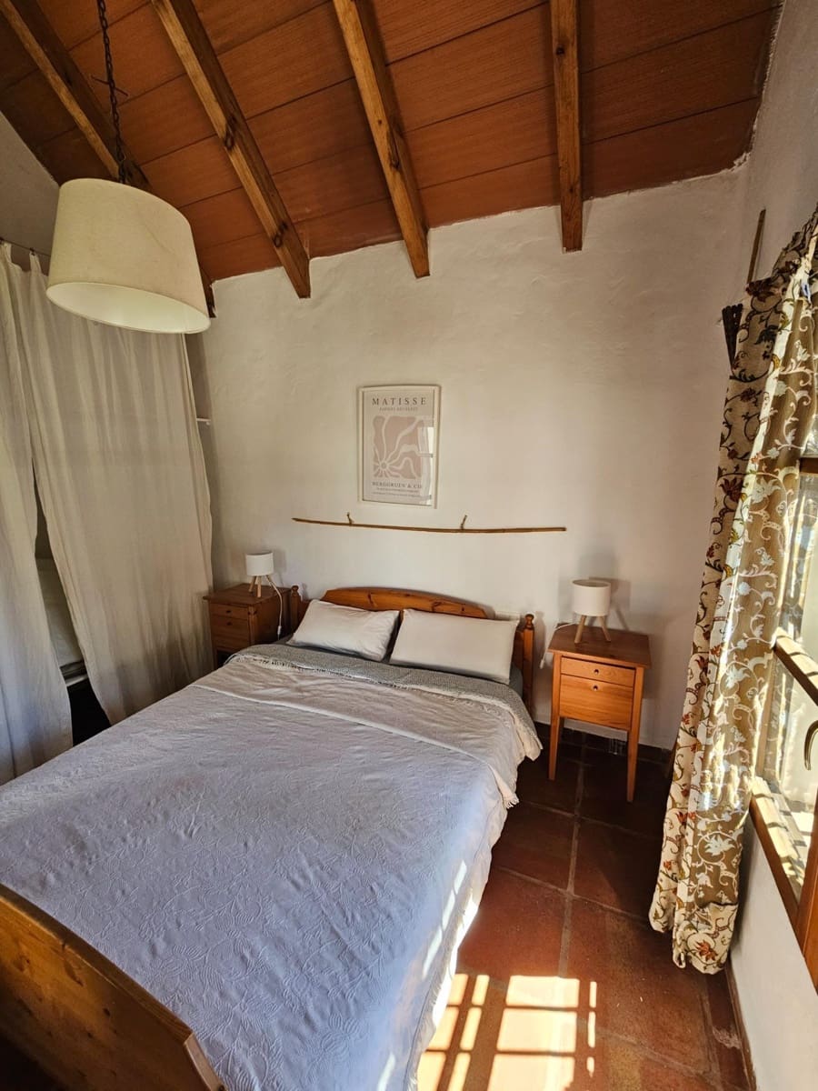 4 bedroom Villa for sale in Zahora - € 650,000 (Ref: 9591196)