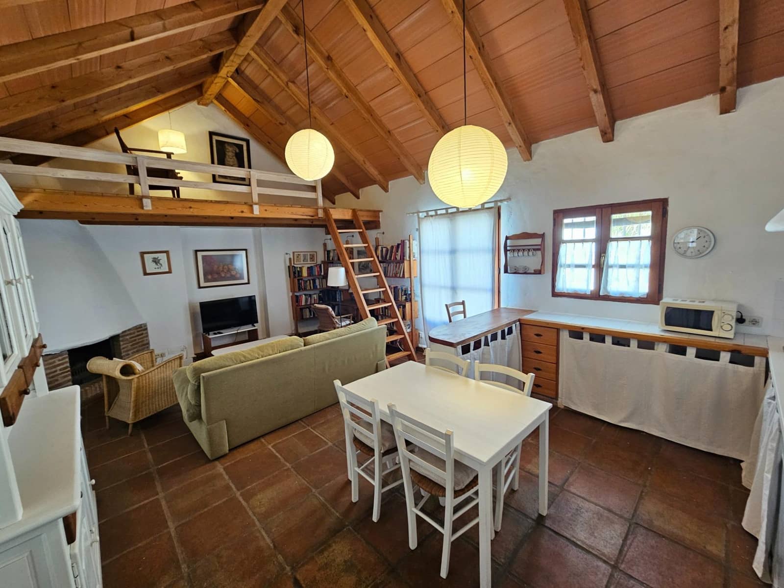 4 bedroom Villa for sale in Zahora - € 650,000 (Ref: 9591196)