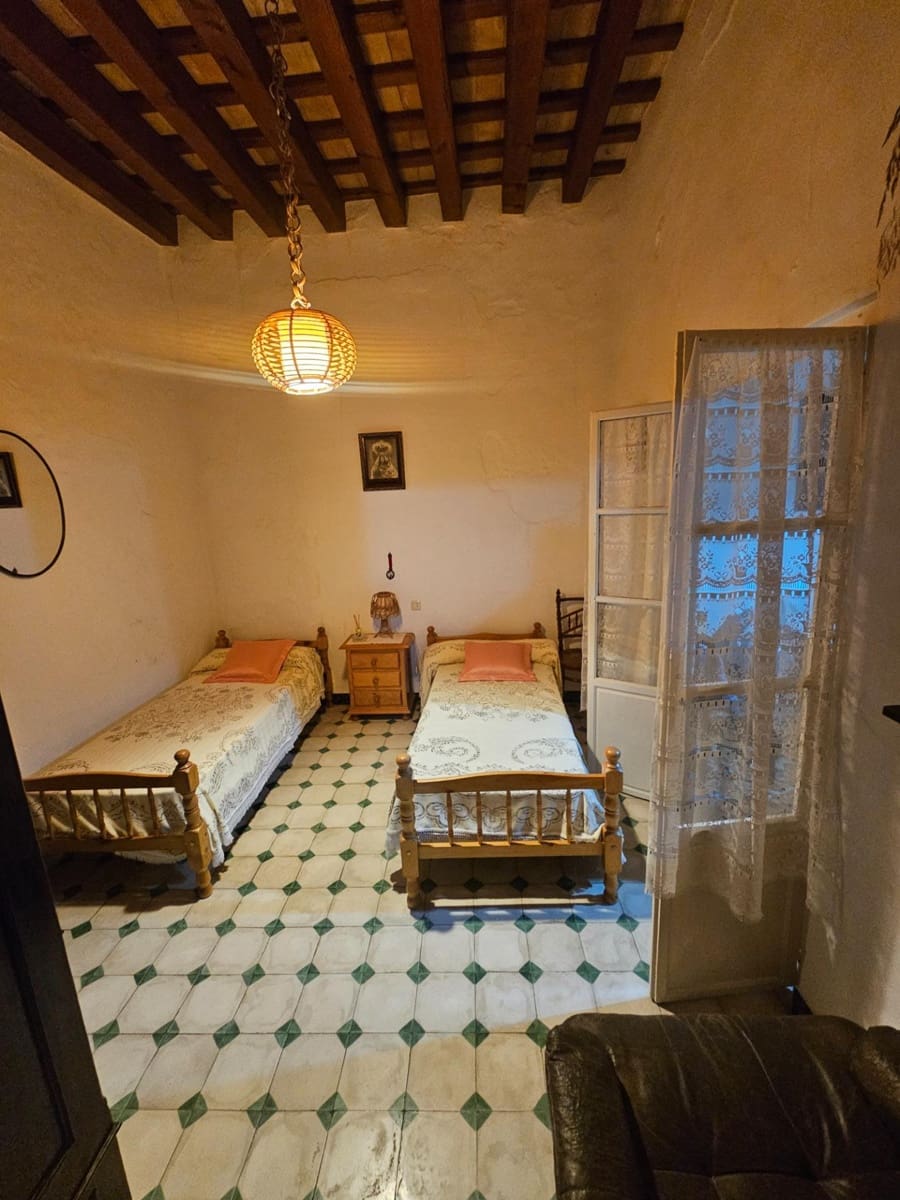 2 bedroom Townhouse for sale in Vejer de la Frontera - € 300,000 (Ref: 9592191)