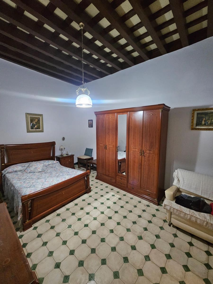 2 bedroom Townhouse for sale in Vejer de la Frontera - € 300,000 (Ref: 9592191)