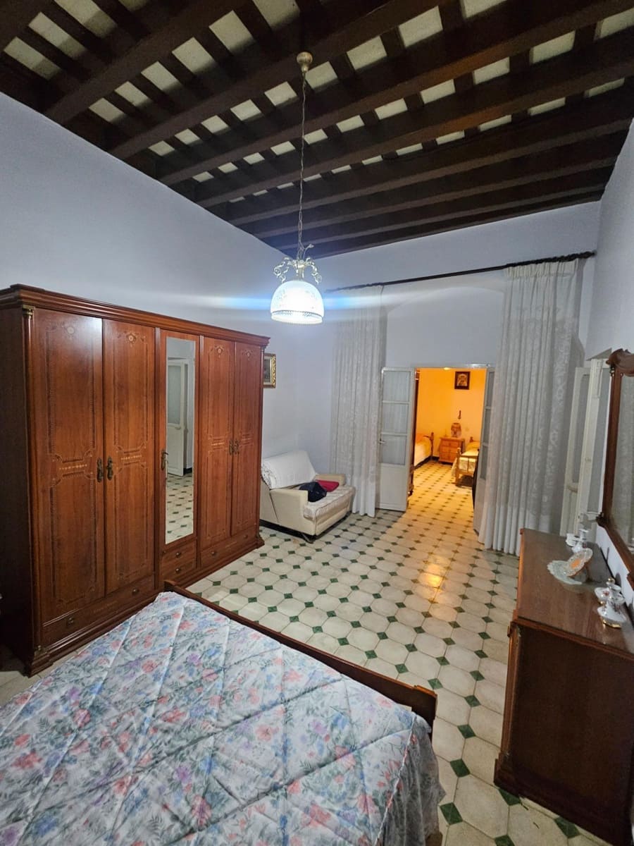 2 bedroom Townhouse for sale in Vejer de la Frontera - € 300,000 (Ref: 9592191)