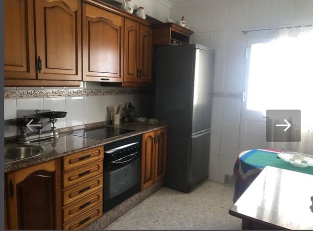 9 slaapkamer Appartement te koop in Medina-Sidonia met garage - € 400.000 (Ref: 9592192)