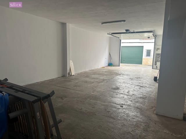 Garage til salg i Conil de la Frontera - € 255.000 (Ref: 9621748)
