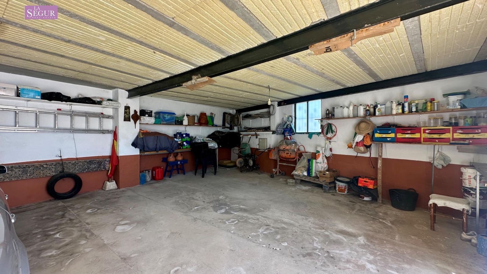 4 bedroom Villa for sale in Conil de la Frontera with pool garage - € 410,000 (Ref: 9634162)