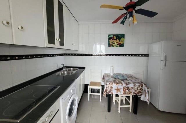 3 bedroom Flat for sale in Barbate - € 250,000 (Ref: 9634163)