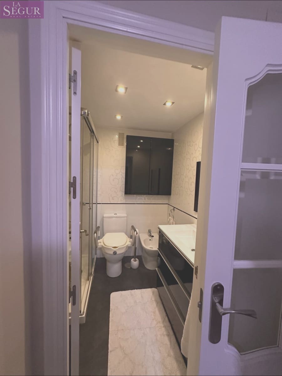 3 camera da letto Appartamento in vendita in Cadice citta - 450.000 € (Rif: 9670583)