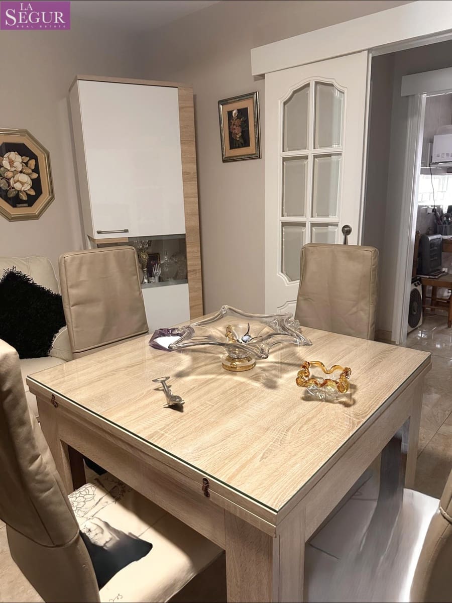 3 bedroom Flat for sale in Cadiz city - € 450,000 (Ref: 9670583)